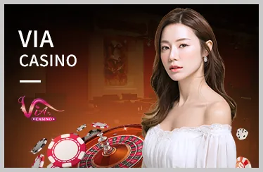 Hình ảnh bàn Baccarat và Roulette trong casino trực tuyến, đại diện cho casino tại 12bet Mobile.
